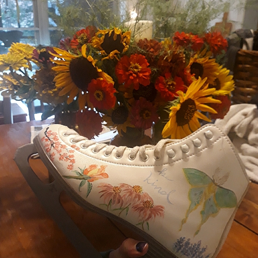 Riedell Opal Figure Skates size 8 hand painted